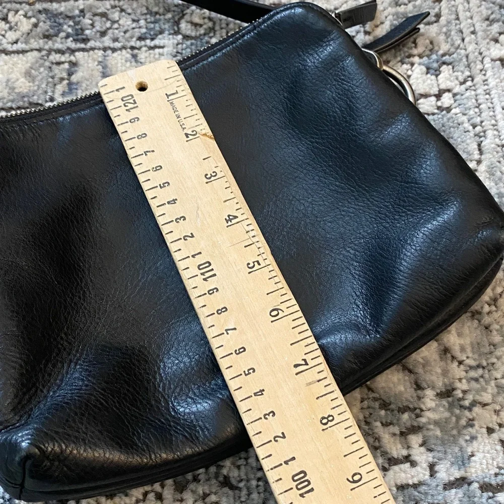 nat & nin  Leather Crossbody Bag - Picture 9 of 11